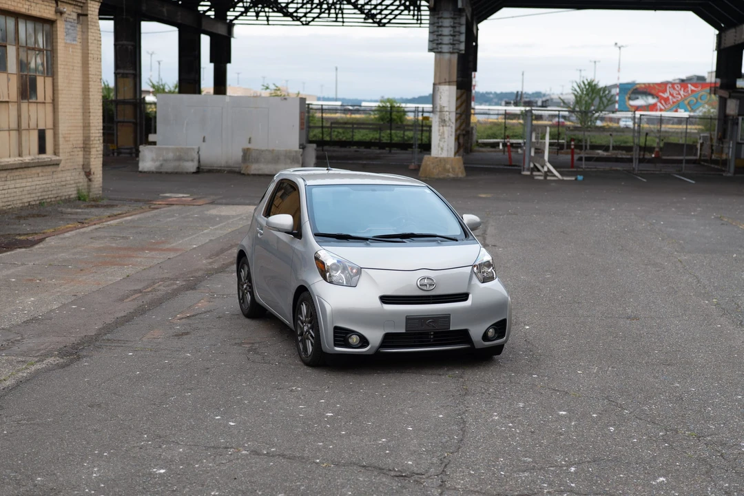 2014 Scion iQ - Image 16 of 31