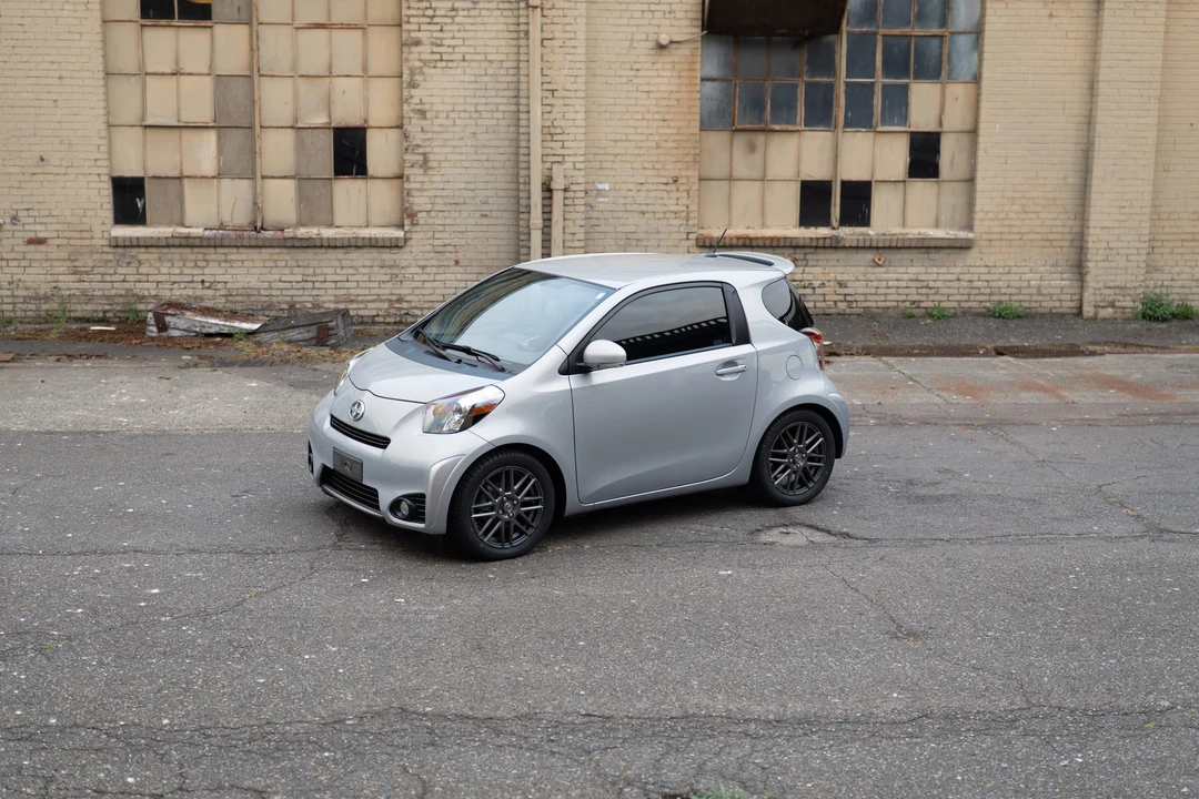 2014 Scion iQ - Image 9 of 31