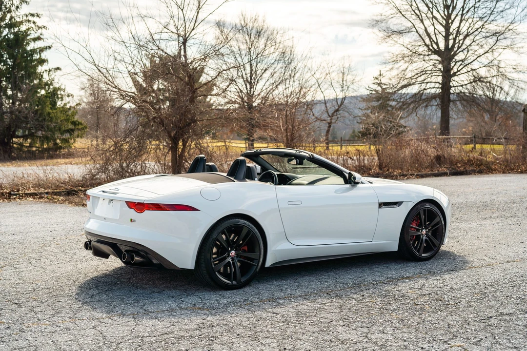 2015 Jaguar F-Type 1st Gen - Image 18 of 31