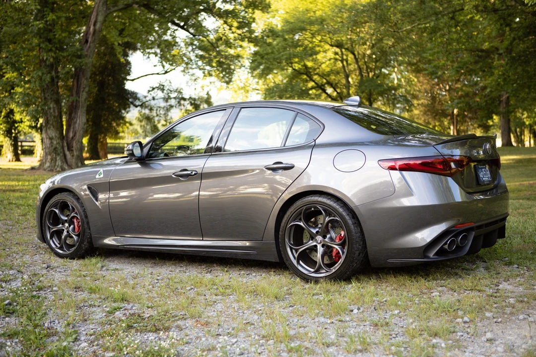 2017 Alfa Romeo Giulia Quadrifoglio - Image 7 of 31
