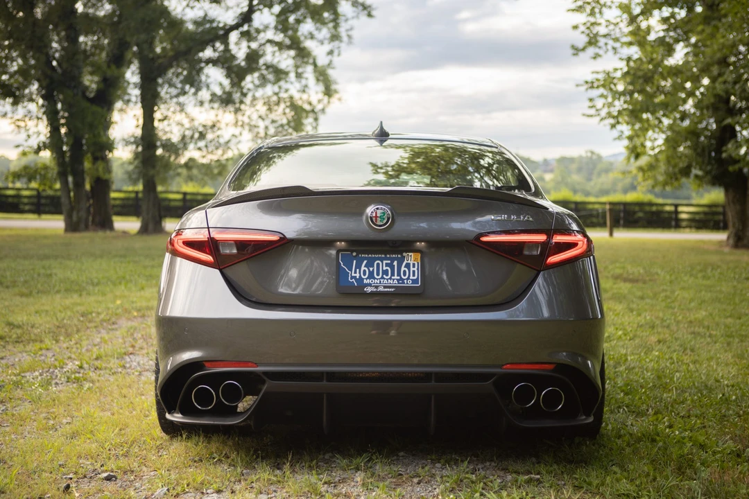 2017 Alfa Romeo Giulia Quadrifoglio - Image 9 of 31