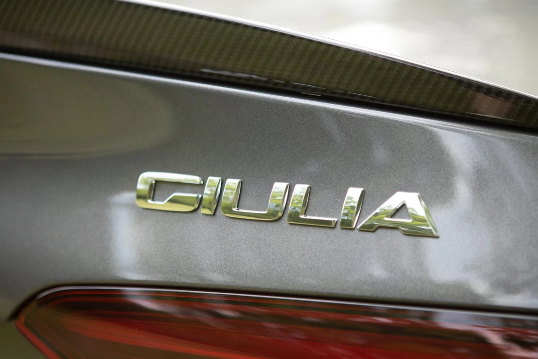 2017 Alfa Romeo Giulia Quadrifoglio - Image 30 of 31