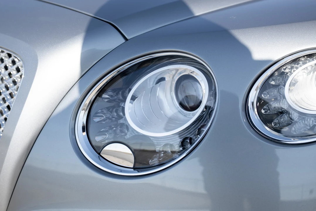 2017 Bentley Continental GT V8 2nd Gen - Image 26 of 31