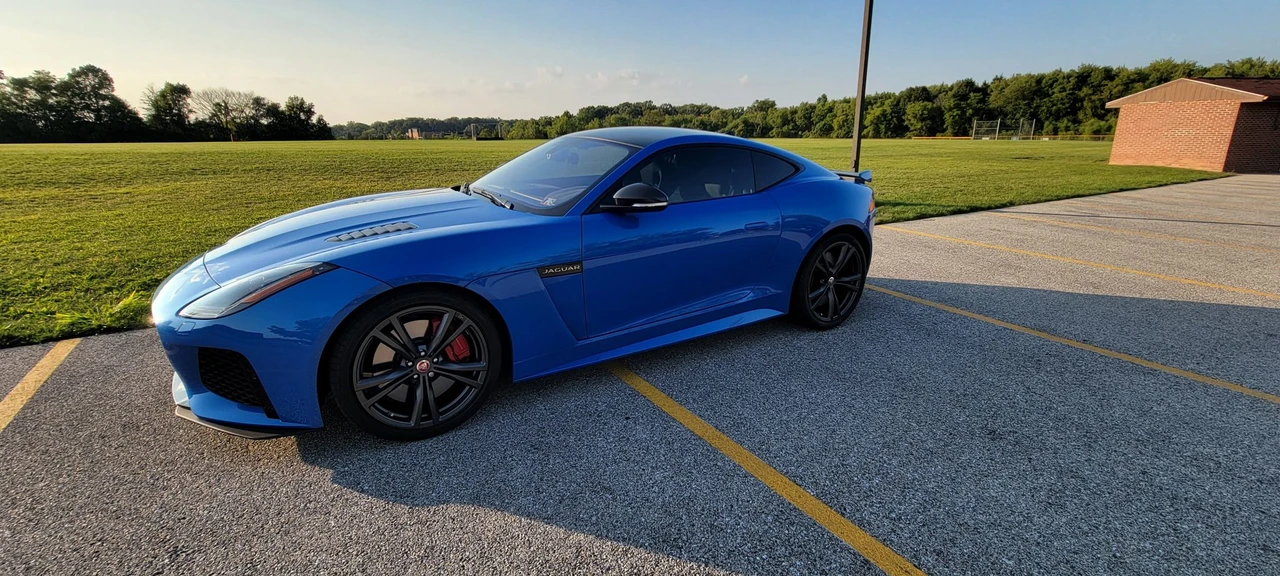 2017 Jaguar F-Type SVR 1st Gen - Image 2 of 31