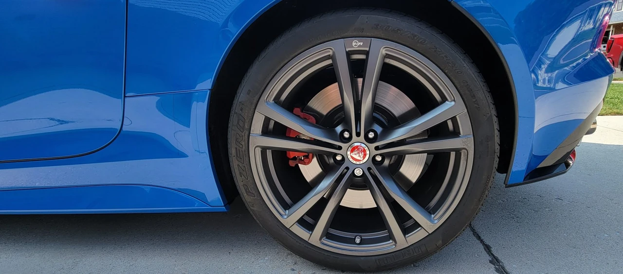 2017 Jaguar F-Type SVR 1st Gen - Image 24 of 31