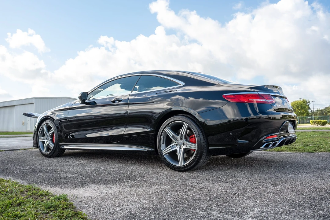2017 Mercedes-Benz C217/A217 S 63 & S 65 AMG Coupe & Convertible - Image 12 of 31