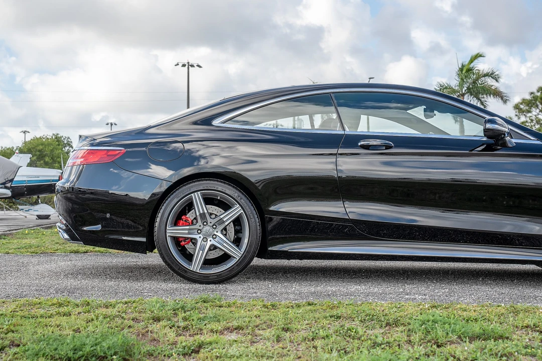 2017 Mercedes-Benz C217/A217 S 63 & S 65 AMG Coupe & Convertible - Image 19 of 31