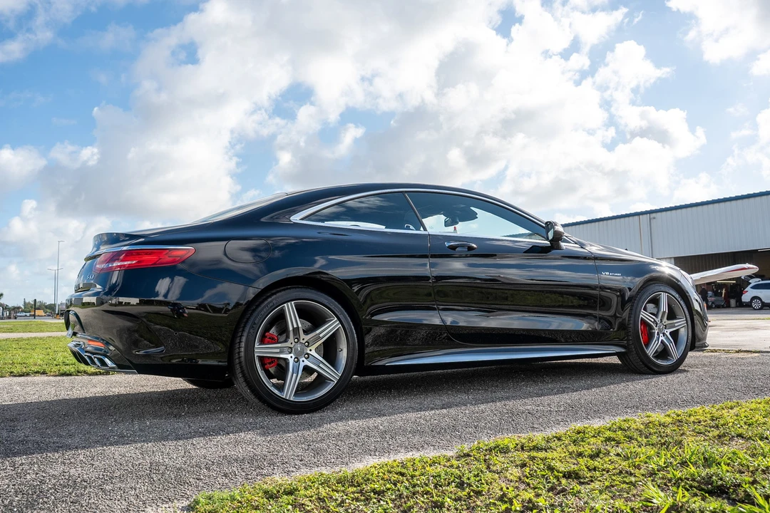2017 Mercedes-Benz C217/A217 S 63 & S 65 AMG Coupe & Convertible - Image 7 of 31