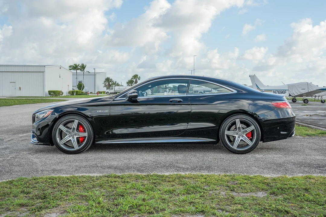 2017 Mercedes-Benz C217/A217 S 63 & S 65 AMG Coupe & Convertible - Image 13 of 31
