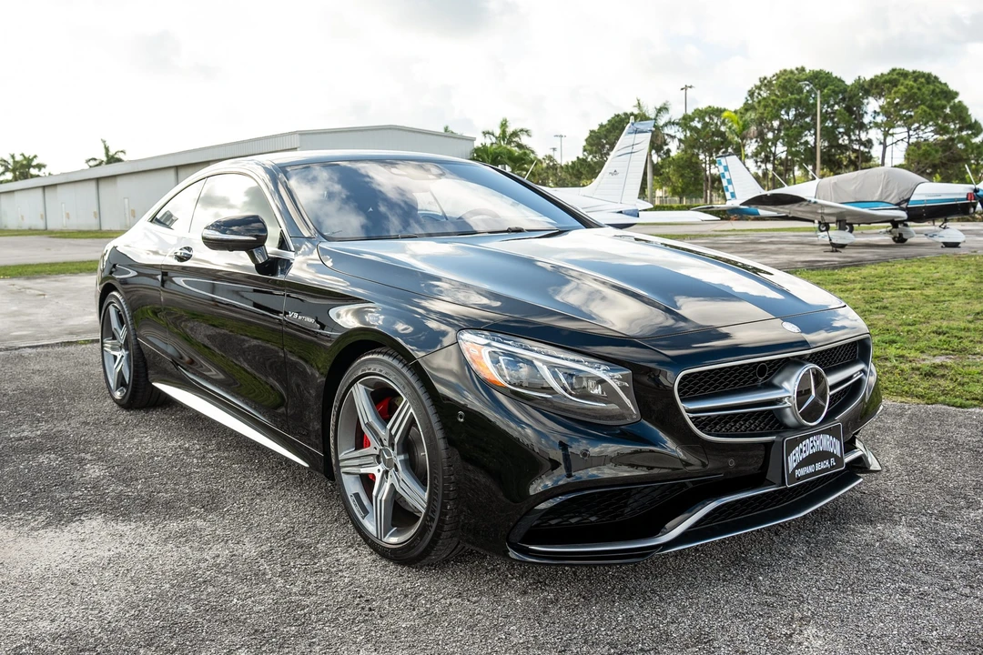 2017 Mercedes-Benz C217/A217 S 63 & S 65 AMG Coupe & Convertible - Image 5 of 31