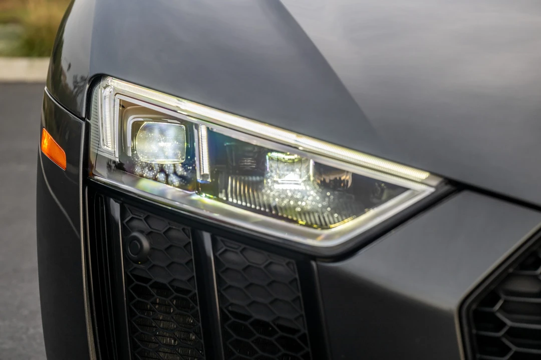 2018 Audi 4S R8 - Image 14 of 31