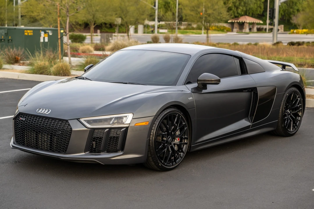 2018 Audi 4S R8 - Image 2 of 31