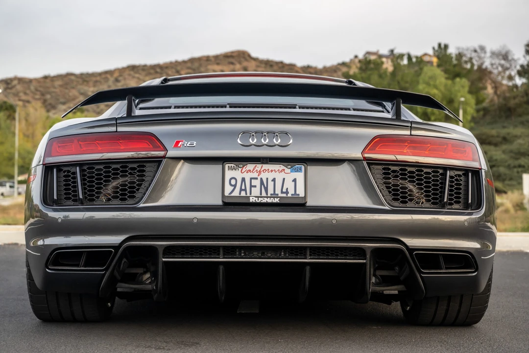 2018 Audi 4S R8 - Image 10 of 31