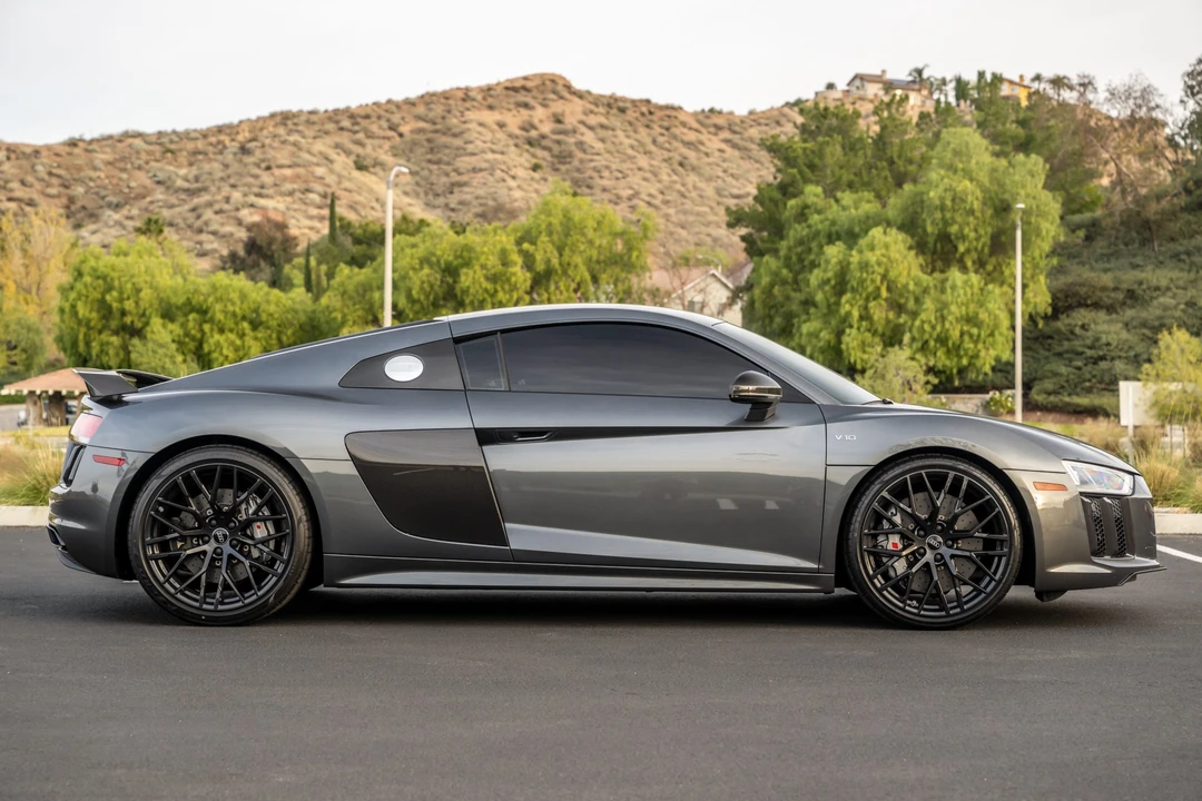 2018 Audi 4S R8 - Image 8 of 31