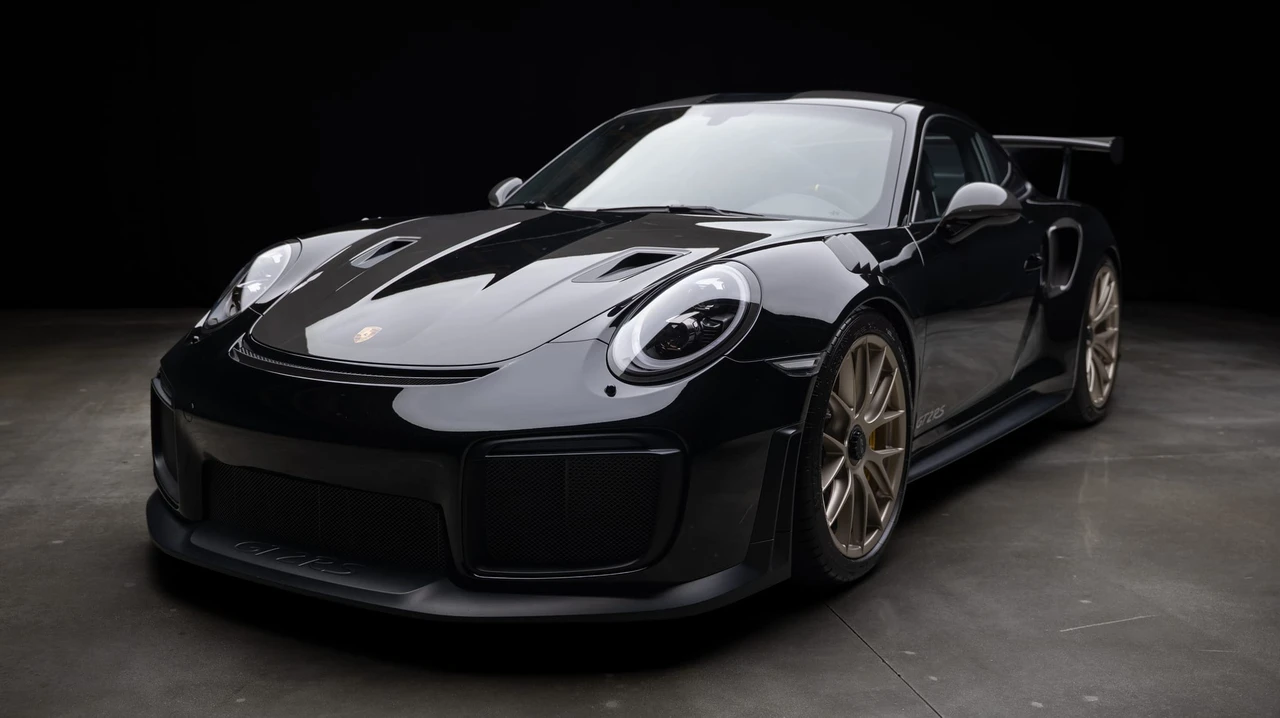 2018 Porsche 991 GT2 RS - Image 5 of 31