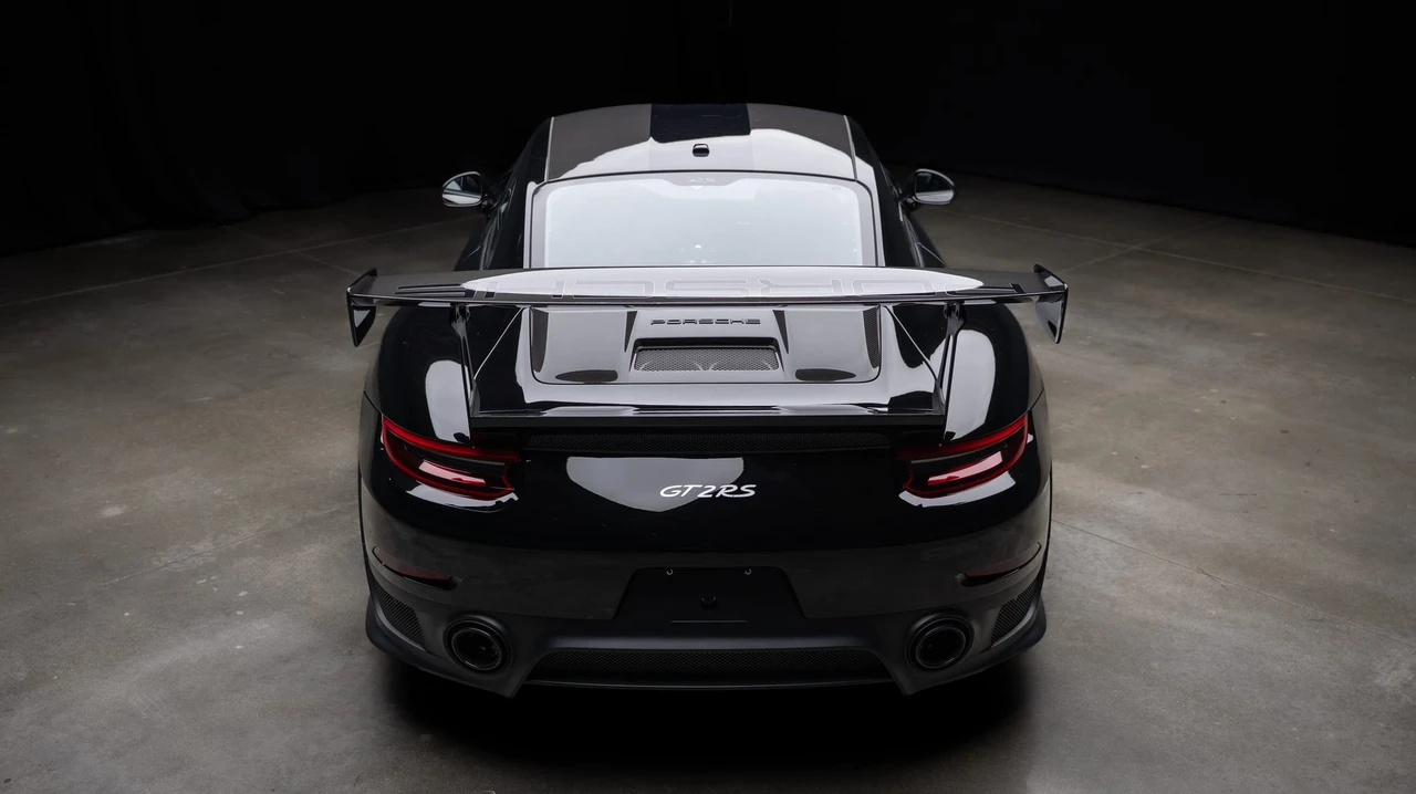 2018 Porsche 991 GT2 RS - Image 26 of 31