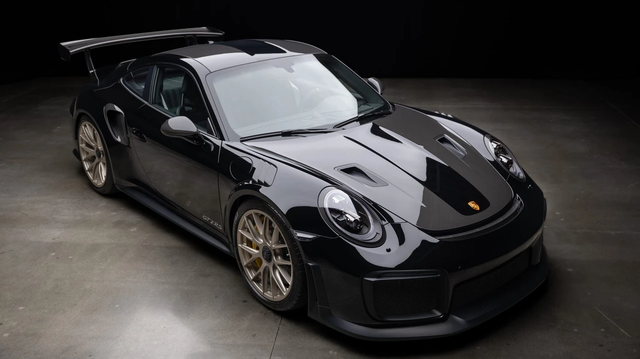 2018 Porsche 991 GT2 RS - Image 14 of 31