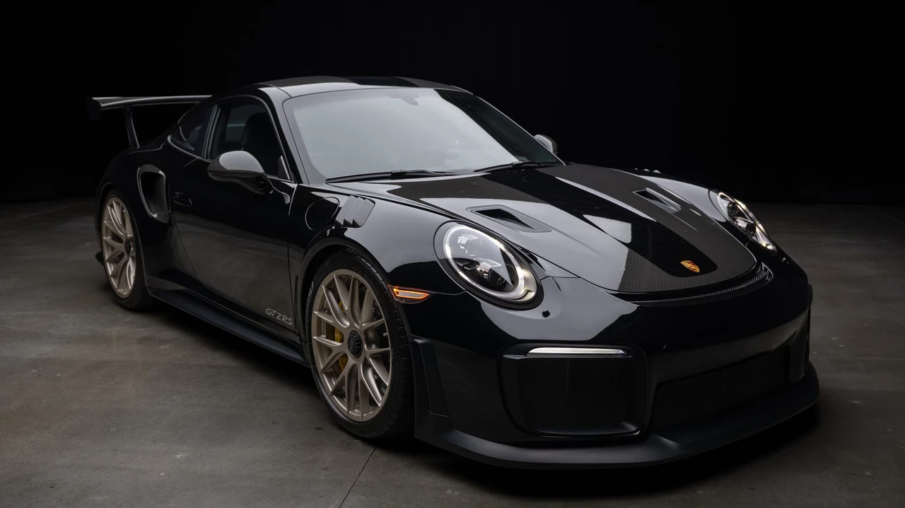 2018 Porsche 991 GT2 RS - Image 16 of 31