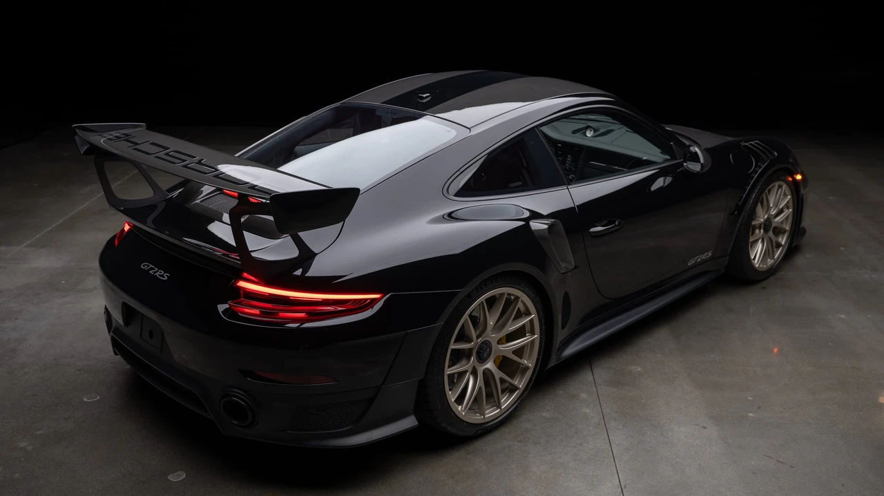 2018 Porsche 991 GT2 RS - Image 20 of 31