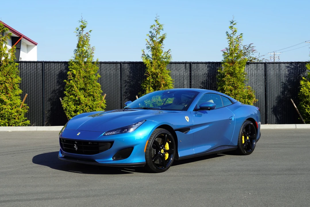 2020 Ferrari Portofino - Image 2 of 31