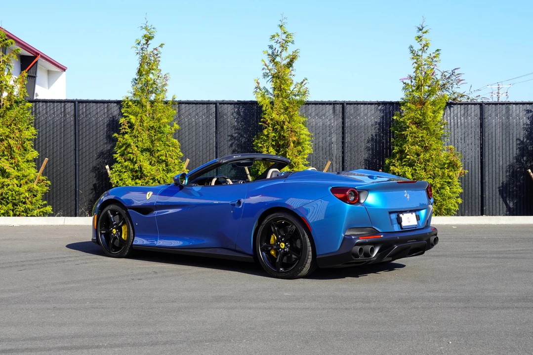 2020 Ferrari Portofino - Image 14 of 31