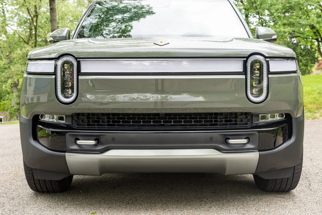 2022 Rivian R1T - Image 9 of 31