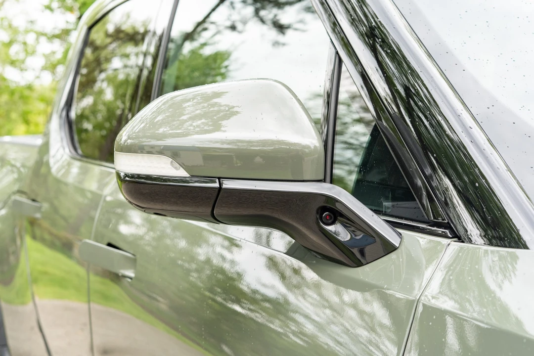 2022 Rivian R1T - Image 23 of 31
