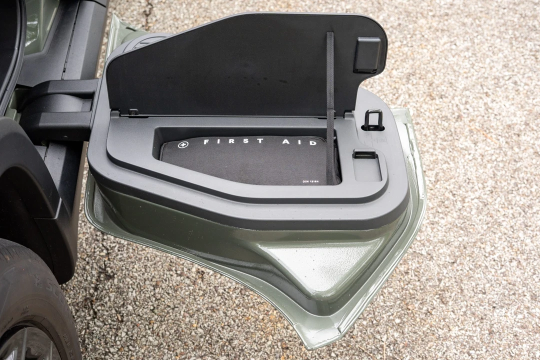 2022 Rivian R1T - Image 30 of 31