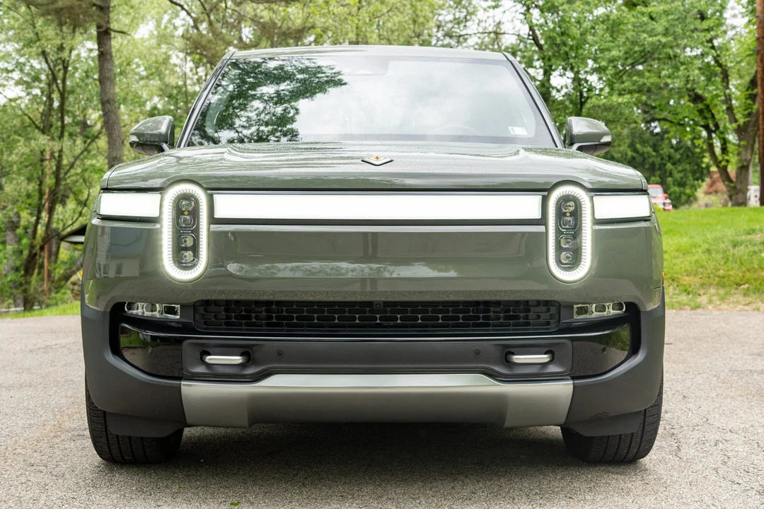 2022 Rivian R1T - Image 10 of 31