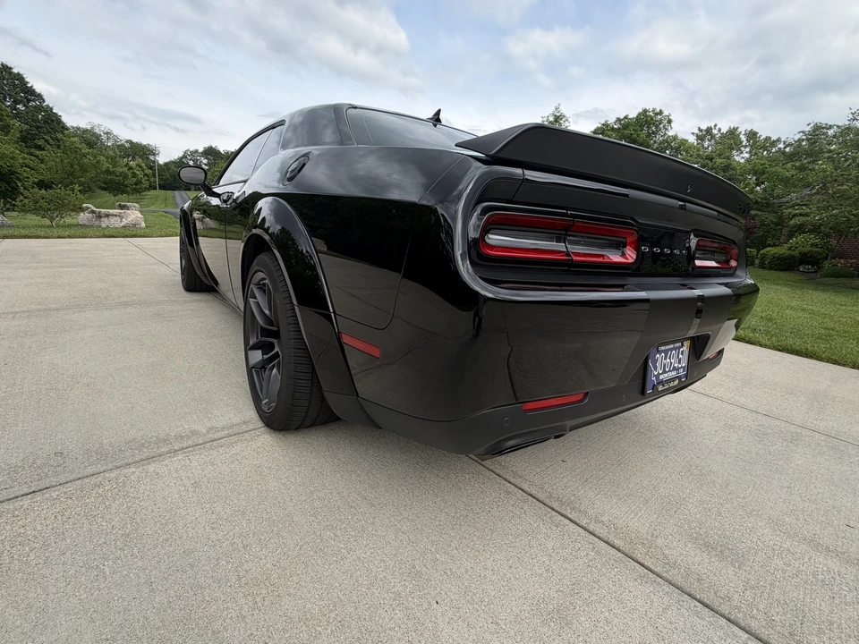 2023 Dodge Challenger SRT Hellcat 3rd Gen - Image 12 of 31