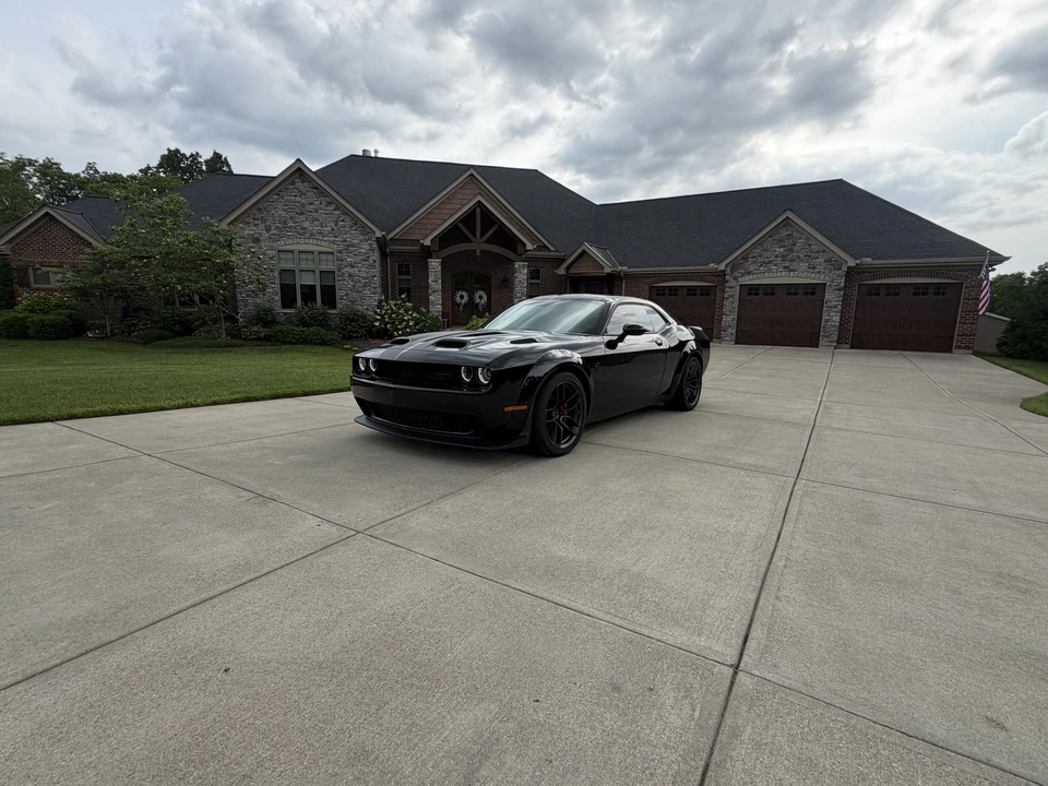 2023 Dodge Challenger SRT Hellcat 3rd Gen - Image 7 of 31