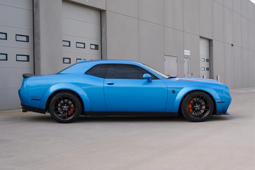 2023 Dodge Challenger SRT Hellcat 3rd Gen - Image 13 of 31