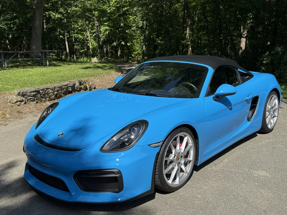 2016 Porsche 981 Boxster Spyder - Image 6 of 31