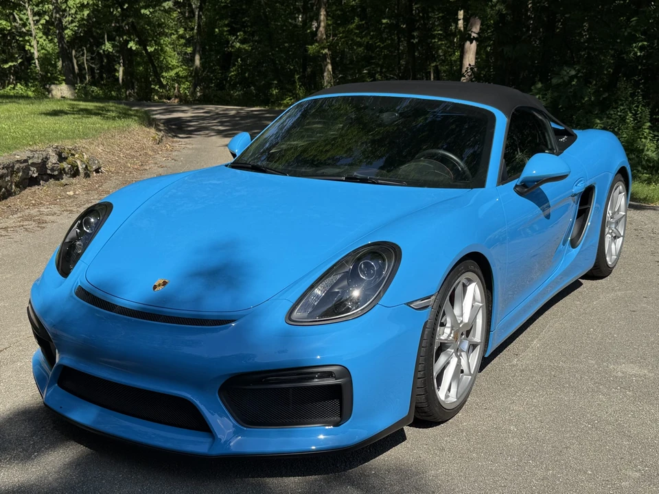 2016 Porsche 981 Boxster Spyder - Image 10 of 31