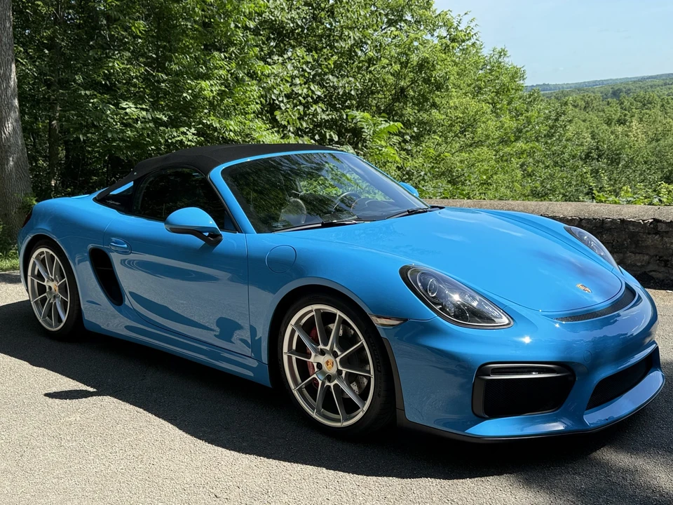 2016 Porsche 981 Boxster Spyder - Image 16 of 31