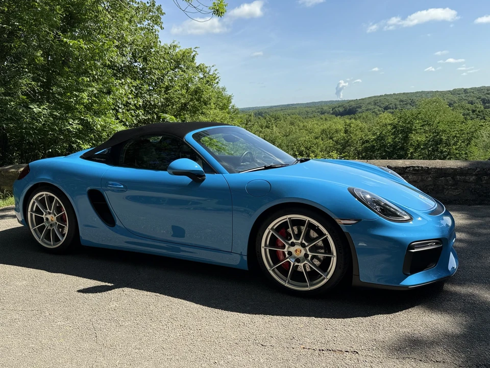 2016 Porsche 981 Boxster Spyder - Image 18 of 31