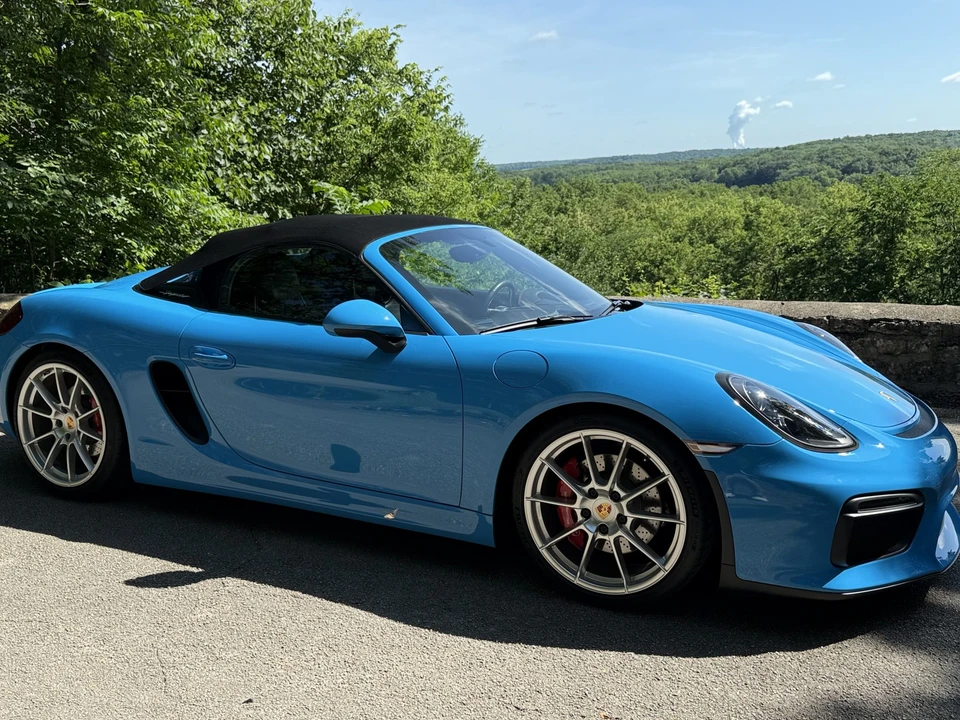 2016 Porsche 981 Boxster Spyder - Image 19 of 31