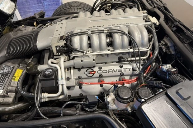 1990 Chevrolet Corvette C4 ZR1 - Image 6 of 8