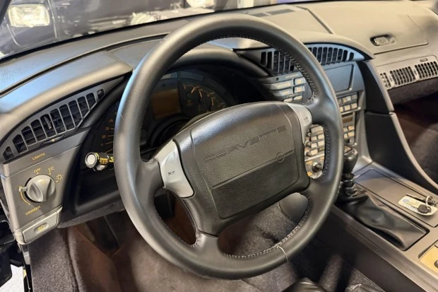 1990 Chevrolet Corvette C4 ZR1 - Image 5 of 8