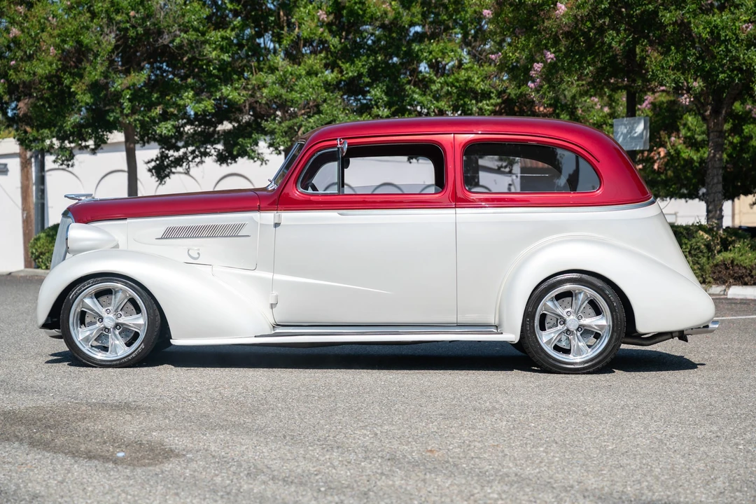 1937 Chevrolet Standard & Master & Master Deluxe & Special Deluxe - Image 8 of 31