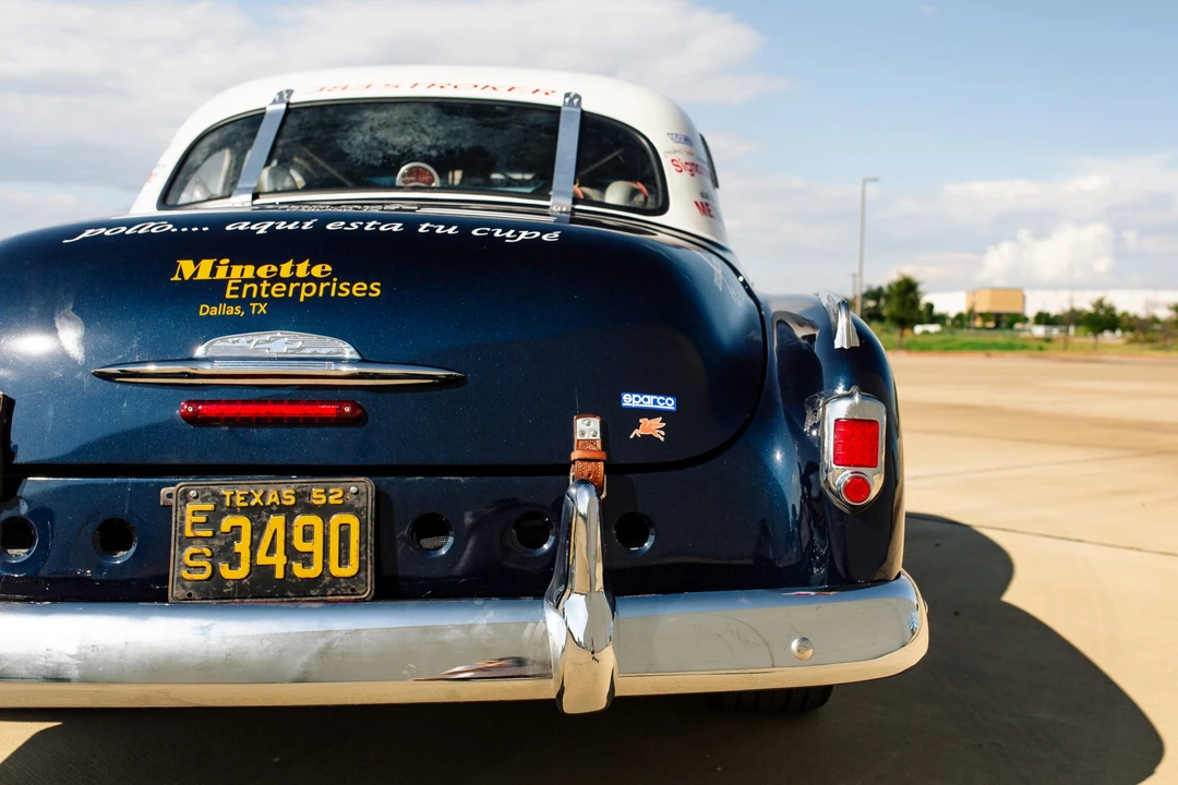 1952 Chevrolet Special & Deluxe & Fleetline - Image 30 of 31