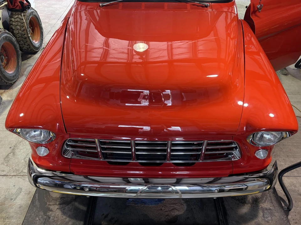 1955 Chevrolet Task Force - Image 24 of 31