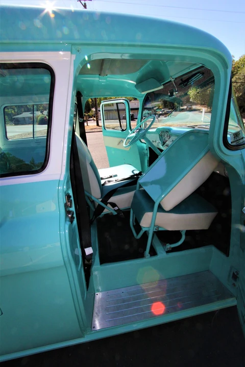 1956 Chevrolet Suburban 4th Gen - Image 26 of 31