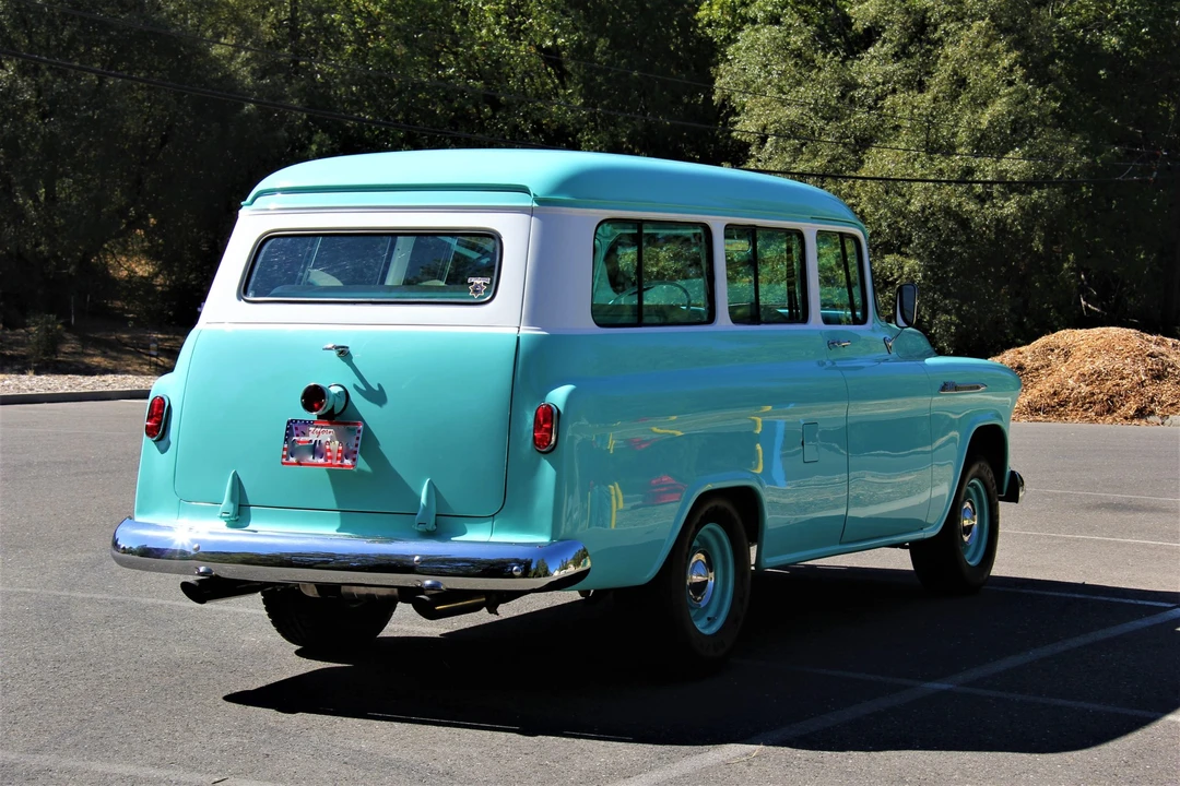 1956 Chevrolet Suburban 4th Gen - Image 5 of 31