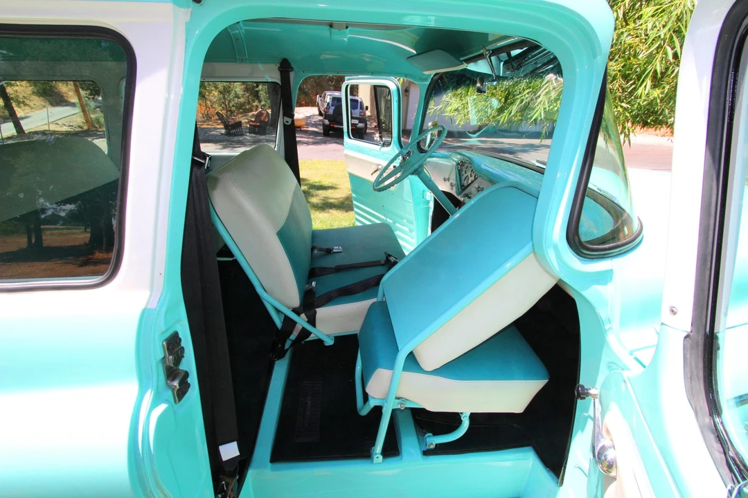 1956 Chevrolet Suburban 4th Gen - Image 25 of 31