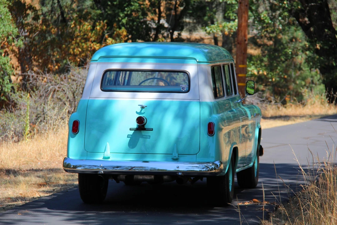 1956 Chevrolet Suburban 4th Gen - Image 7 of 31
