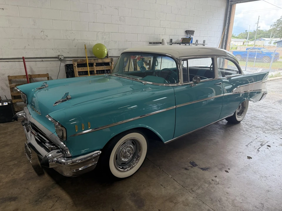 1957 Chevrolet Tri-Five Bel Air Sedan & Wagon - Image 11 of 31