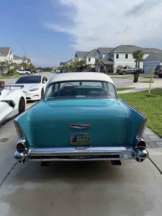 1957 Chevrolet Tri-Five Bel Air Sedan & Wagon - Image 6 of 31