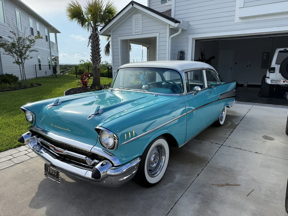 1957 Chevrolet Tri-Five Bel Air Sedan & Wagon - Image 2 of 31