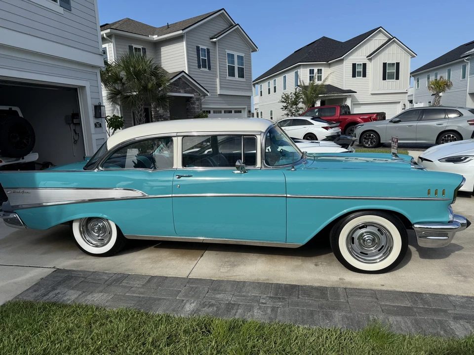 1957 Chevrolet Tri-Five Bel Air Sedan & Wagon - Image 8 of 31